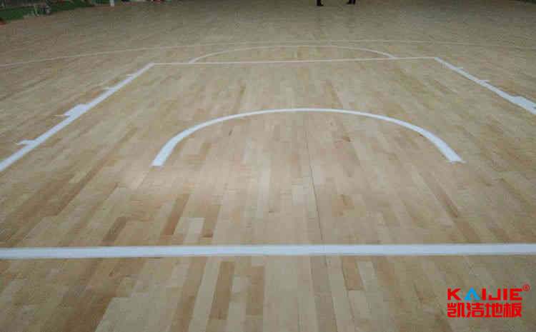 楓木NBA籃球場(chǎng)木地板報(bào)價(jià)